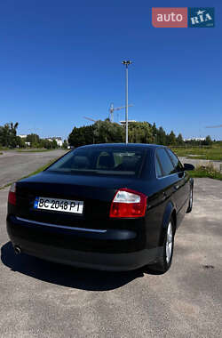 Седан Audi A4 2002 в 