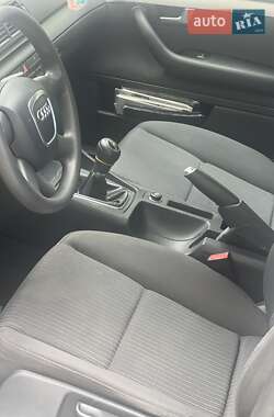 Седан Audi A4 2006 в 