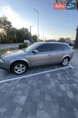 Универсал Audi A4 2002 в 