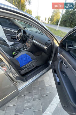 Универсал Audi A4 2002 в 