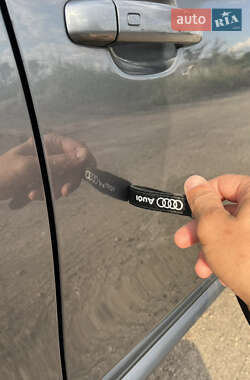 Седан Audi A4 2014 в Киеве