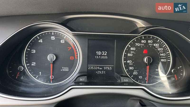 Седан Audi A4 2014 в Киеве