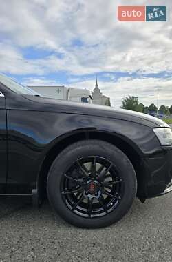 Седан Audi A4 2012 в 