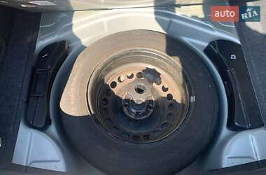 Седан Audi A4 2002 в 
