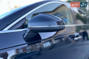 Универсал Audi A4 2018 в 