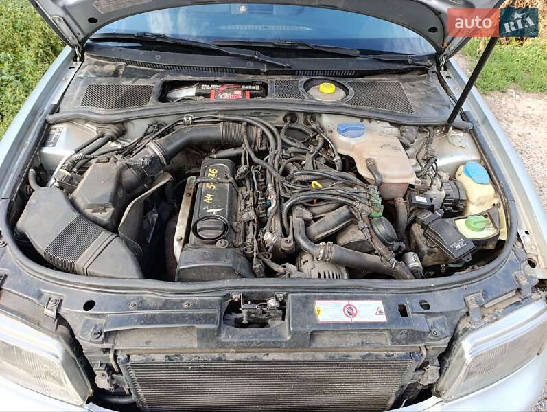 Седан Audi A4 1998 в Харькове