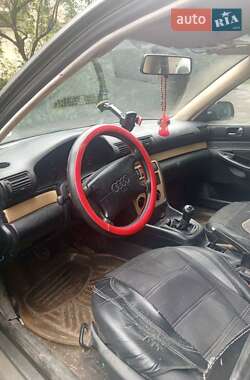 Седан Audi A4 1997 в Киеве