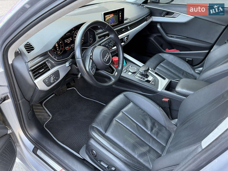 Седан Audi A4 2018 в Киеве