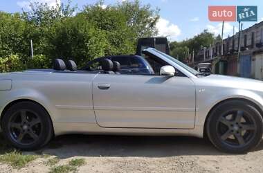 Кабриолет Audi A4 2002 в 