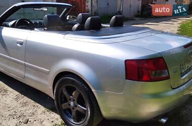Кабриолет Audi A4 2002 в 