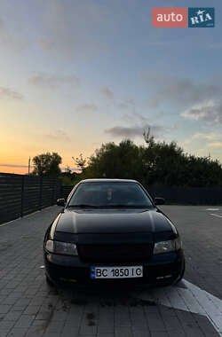 Седан Audi A4 1996 в Добротворі