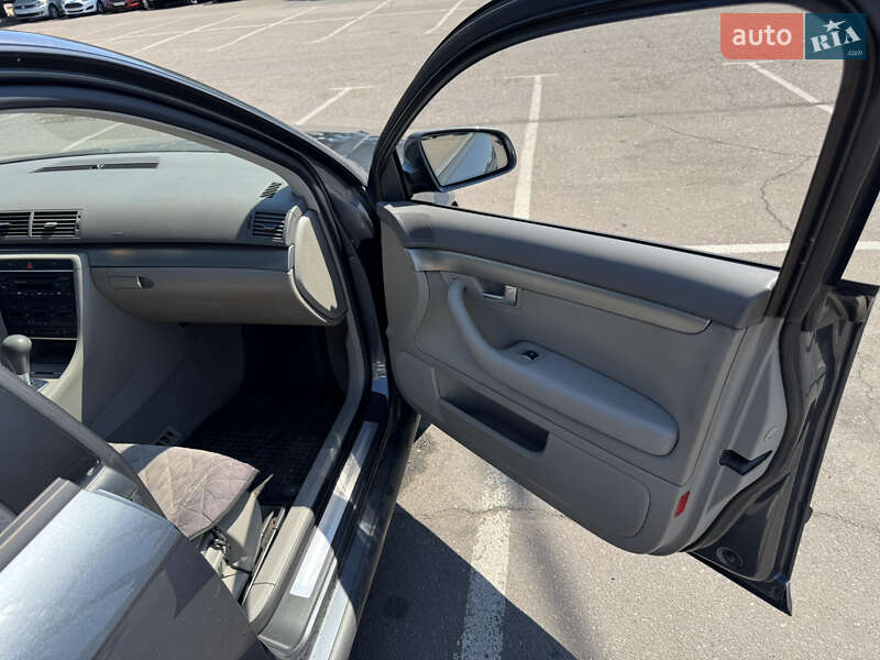 Седан Audi A4 2005 в Одессе