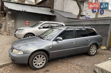 Универсал Audi A4 2001 в 
