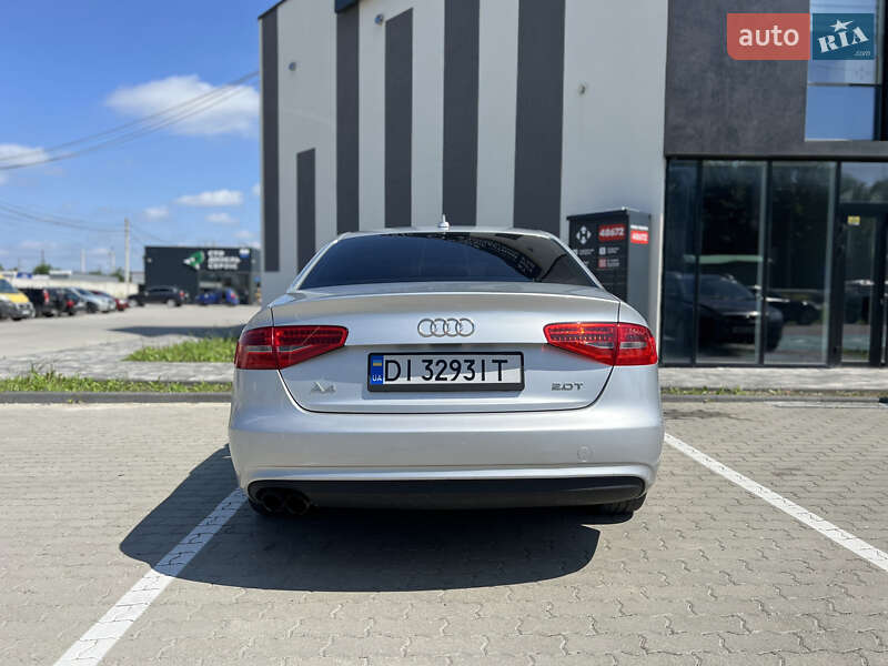 Седан Audi A4 2013 в Львові