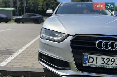 Седан Audi A4 2013 в Львове