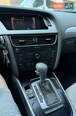Седан Audi A4 2009 в 