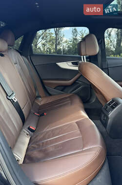Седан Audi A4 2017 в 