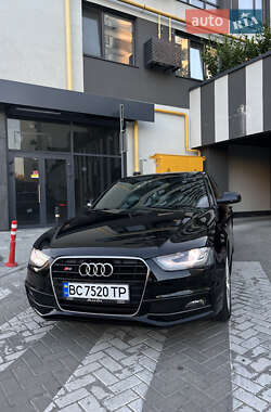 Седан Audi A4 2014 в 