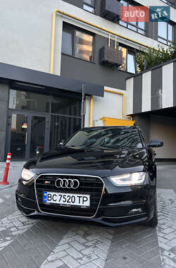 Седан Audi A4 2014 в 