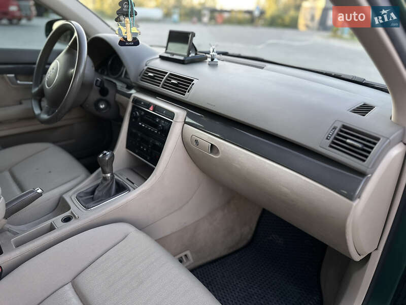 Седан Audi A4 2001 в Львове