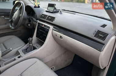 Седан Audi A4 2001 в 