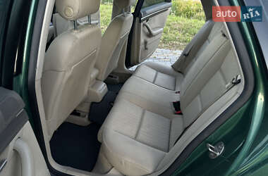 Седан Audi A4 2001 в 
