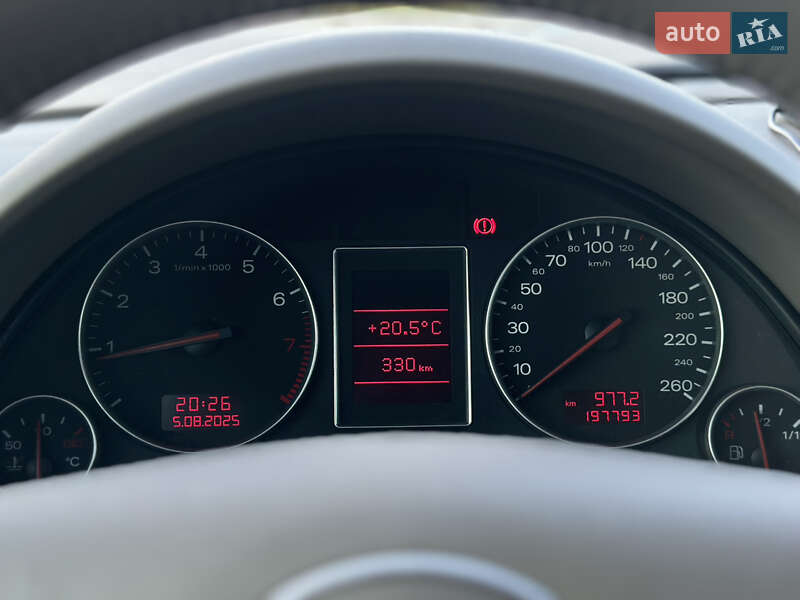 Седан Audi A4 2001 в Львове