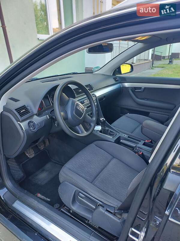 Универсал Audi A4 2006 в Макарове