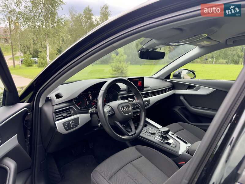 Универсал Audi A4 2018 в Львове
