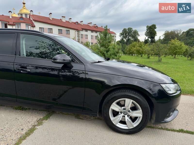 Универсал Audi A4 2018 в Львове