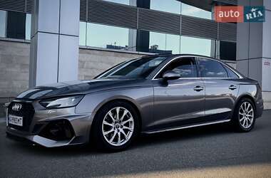 Седан Audi A4 2020 в 