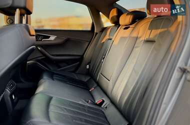 Седан Audi A4 2020 в 