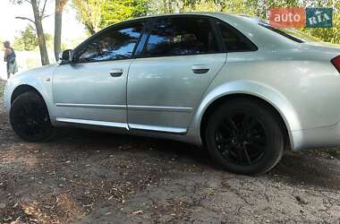 Седан Audi A4 2002 в Глухові