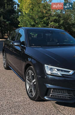 Седан Audi A4 2016 в 