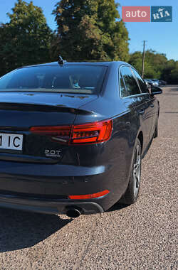 Седан Audi A4 2016 в 
