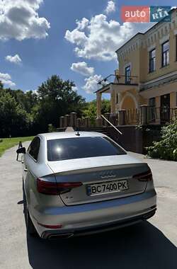 Седан Audi A4 2019 в 