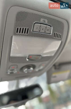 Седан Audi A4 2012 в 