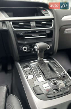 Седан Audi A4 2012 в 