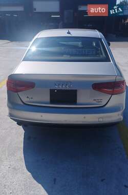 Седан Audi A4 2013 в 