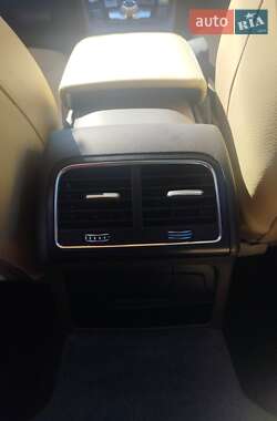Седан Audi A4 2013 в 