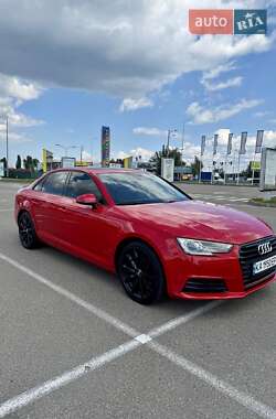 Седан Audi A4 2016 в 