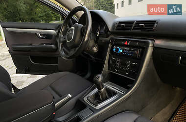 Седан Audi A4 2002 в 