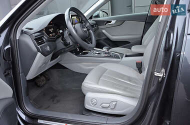 Седан Audi A4 2017 в 