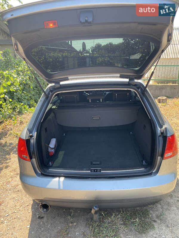 Универсал Audi A4 2005 в Беляевке