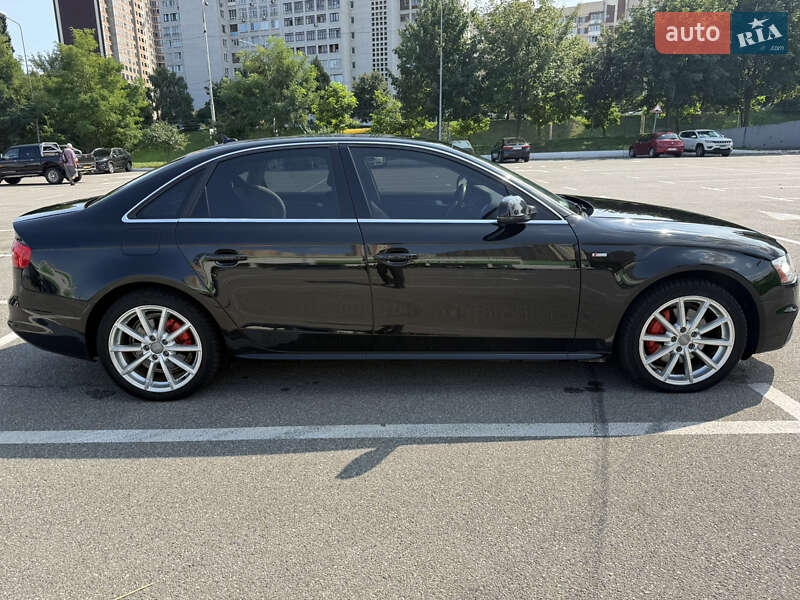 Седан Audi A4 2014 в Киеве