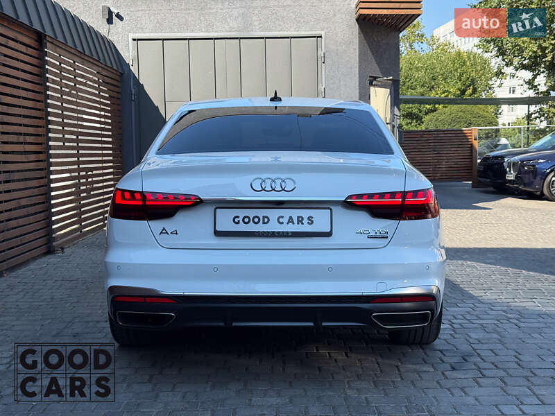 Седан Audi A4 2021 в Одессе