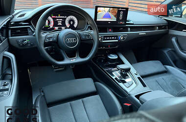 Седан Audi A4 2021 в 