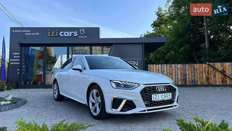 Седан Audi A4 2020 в 