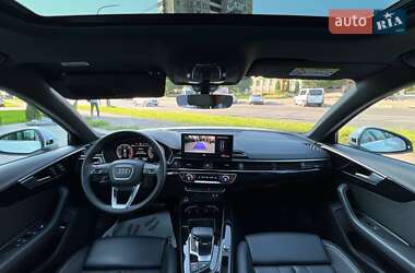 Седан Audi A4 2020 в 