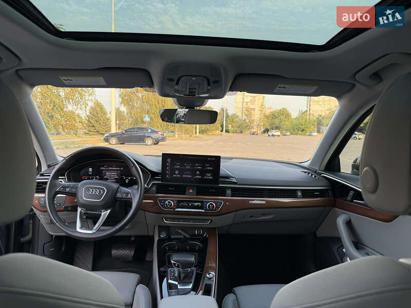 Седан Audi A4 2020 в Запорожье